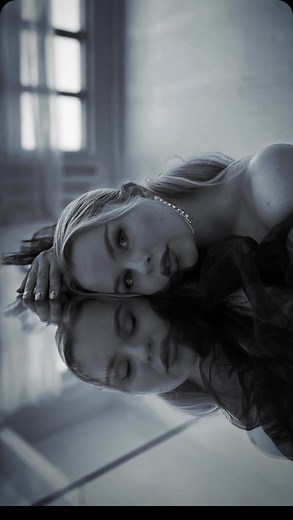 Nina | Content Creation & IG Growth on Instagram: "Tutorial here ⤵️ Iphone camera hack for a gorgeous mirror selfie ✨ 1. Place your phone, open up the camera and choose ’Portrait’ 2. Slide down the brightness 3. Tap filter and choose ’Mono’ 4. Place your mirror and lay on top of it 5. Take one picture with eyes open and one eyes shut, Don’t move between pictures (take the pics with a remote or voice commands, tutorial in feed) 6. Open the picture with eyes open in Snapseed and tap Double Exposur