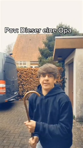 ismail on Instagram: "Pov: Dieser eine Opa 😅 #opa #comedy #funny #lustig #parodie"