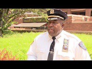 New NYPD chief works to build bond with community