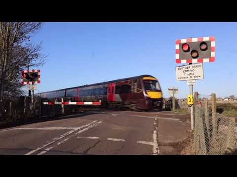 Level Crossing - Wype Road, Eastrea