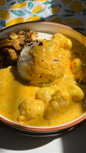 Rashmi Kumari on Instagram: "Urad Dal Ki Kadhi Badi Recipe | Traditional North Indian Kadhi Badi | Easy Homemade Recipe Ingredients Urad dal Hari mirch Hara dhaniya Namak Oil curd (dahi) besan ginger garlic green chilli Dhaniya Jeera Kali mirch turmeric red chilli powder cumin seeds mustard seeds curry leaves Hing Oil 👉 Try this recipe and let us know your feedback in the comments! 👍 Like | 💬 Comment | 🔔 follow for more urad dal ki kadhi kadhi badi recipe urad dal badi kadhi north indian kad