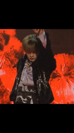 𝗹𝗲𝗲 𝗸𝗻𝗼𝘄 🐰 | 𝐓𝐡𝐢𝐬 𝐛𝐫𝐞𝐚𝐤? 𝐋𝐞𝐠𝐞𝐧𝐝𝐚𝐫𝐲. --- #LeeKnow #StrayKidsLeeKnow #LeeKnowStage #LeeKnowPerformance #LeeKnowFanCam #SKZLeeKnow #Minho #LeeKnowFocus... | Instagram