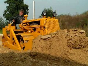 CAT D2