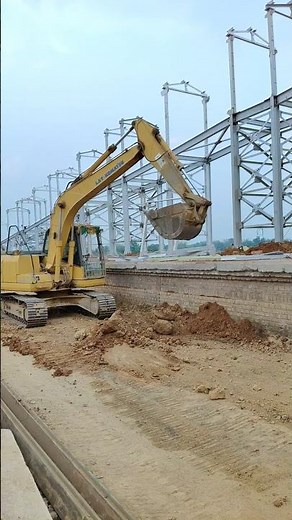 Watch the JCB excavator take charge in this dynamic new railway construction project.