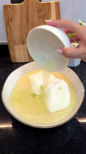 The Ultimate 3-Ingredient Lemon Mousse 🍋