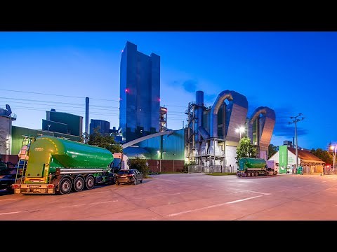 Produktion im Zementwerk