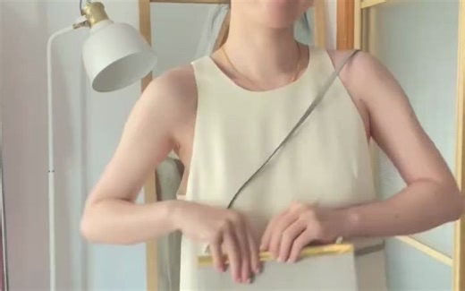 今天汇报两条新裙子