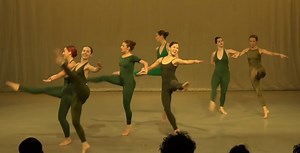 Kisses Delavin makes public appearance as dance student in New York school