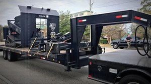 Jacksonville Bank Robbery Turns Into a Tense Hostage Standoff