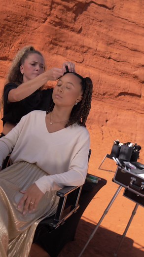 Nos Hubsters vous disent tout 3/3 🗣️ Métier passion, rêve de petite fille, inspirations... Découvrez ce que représente la coiffure pour eux et comment Bleu Libellule les accompagne dans leur quotidien ! 😍 @hairbeautyprestige @hairbyvalecats @lekcoiffureparis @scaripink @maouilr 🤍 | Bleu Libellule