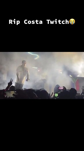 costa titch collapsed on the stage during his performance and died. 😭🕊 #Ripcostatitch