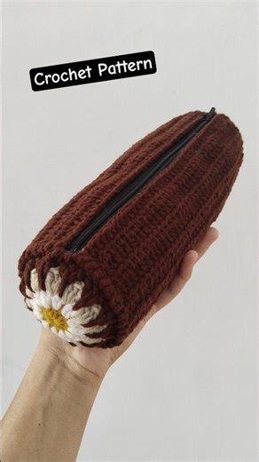 Crochet Granny Pouch Pattern - Available on my website and the link is in the bio