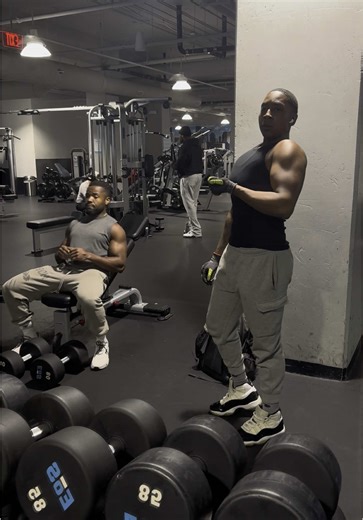 What boogie said? I’m big daddy😏 #studswholift #btbkrisg #fyp #personaltrainer #gymtok