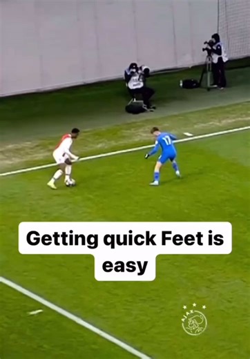 Footballers Enhance Feet and Footwork Skills