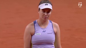 MATCH POINT: Emma Raducanu defeats Linda Noskova in Stuttgart 2R