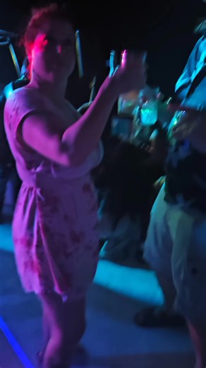 Faaviii (@lovely.favii)’s videos with original sound - Faaviii