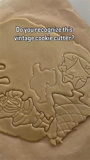 Maddie Gartmann on Instagram: "This scottie dog cookie is the third in my vintage cookie cutter series, and I’ll be honest, I felt a little uninspired going into this one. I didn’t have a lot of ideas for how to make it unique, so I leaned into something classic and familiar and decorated it with a traditional plaid pattern. This design is a small nod to the scottie dog that used to be on my childhood Christmas stocking, and that detail ended up meaning more to me than any trendy twist I could’v