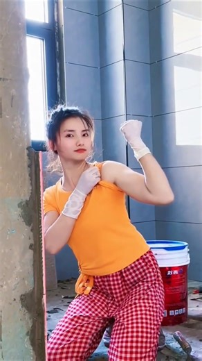 female builder with big muscles #construction #shorts