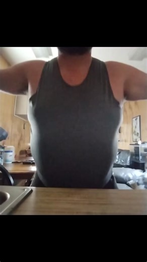 Figured most people would give this clip some #BombasticSideEye #bombasticsideeyecriminaloffencivesideeye #gut #shapeshifting #fat #swole #belly #fyp #fypシ #bellyexpansion #expandingbelly #swellingbelly #obese