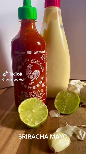 Delicious Sriracha Aioli Recipe for Sandwiches, Tacos, and Fries