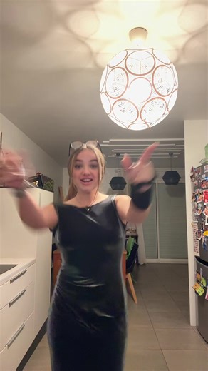 Vidéos de Elo💗 (@eloacting) avec son original - Song_.Rap.fr