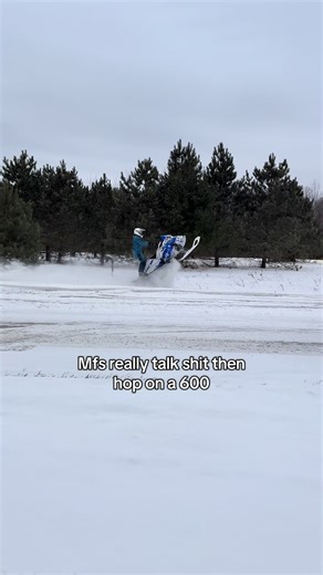 #sledtok #snowmobile #polaris #polarismatryxkhaos #snowmobilewheelie | Polaris