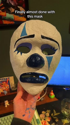 Lowkey feels like it’s missing something #mask #clown #artsandcrafts | mask