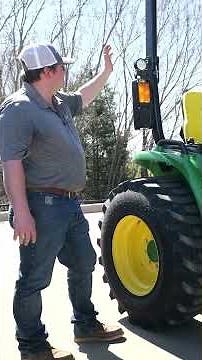 A Great Compact Tractor with lots of features - the John Deere 3033R!