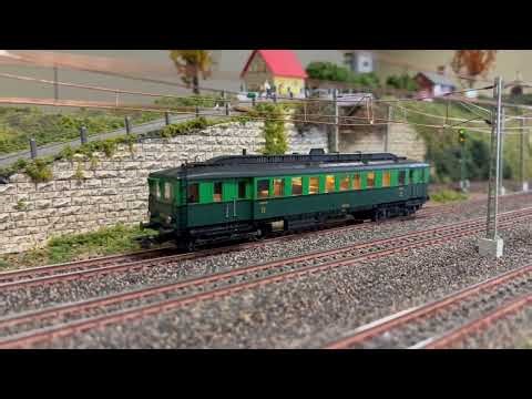 My Märklin 3426, diesel multiple unit, series 600 of the SNCB. Upgraded to mfx sound!