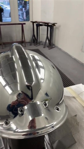 Test démonstration de la peinture NeoChrome avec les quatres étapes d'application NeoChrome https://www.stardustcolors.com/peinture-chrome/1723-neochrome.html Applicateur : FredalStudio www.youtube.com/carrosseriefredalstudio4259 www.instagram.com/fredalstudio | Stardustcolors, special effect paints and pigments