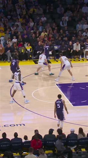 back to back triples from Lik 🎯 | Sacramento Kings