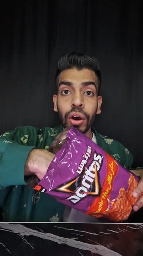 Doritos Flamin’ Hot vs Lay’s Flamin’ Hot 🔥🌶️ #doritos #lays