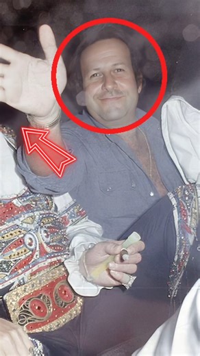 Elvis Road Manager reveals the shocking secret | Rock Star On Fire