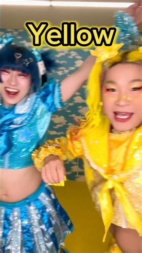 Are you on time? 🤣🩵🩷💛