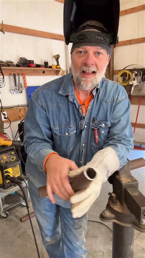 How To Mark A Straight Line On Pipe For Your Smoker Build By the way, I’ve got a bunch of helpful content inside SmokerBuilderU.com . . . #smokerbuilder #pitmaster #diysmoker #welding #metalfab #offsetsmoker #reverseflowsmoker #stickburner #bbqlife #iBuildSmokers #buildsomething #pitbuilder #diyproject #smokerbuilderdotcom | SmokerBuilder