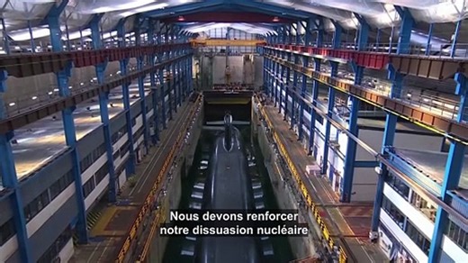 Emmanuel Macron dévoile un plan nucléaire de "dissuasion avancée" pour l'Europe