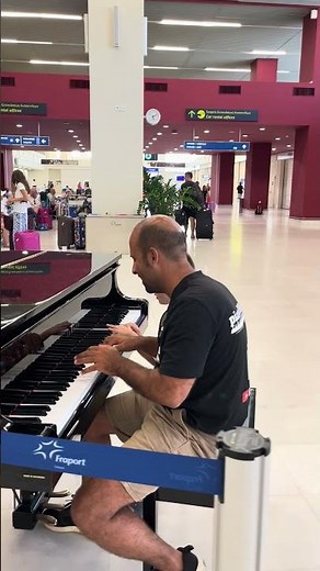 I play the Duck Song on piano