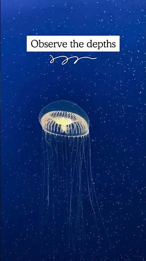 Crystal Jellyfish: The Glowing Creature That Changed Science 🌊✨ #shorts #wildlife