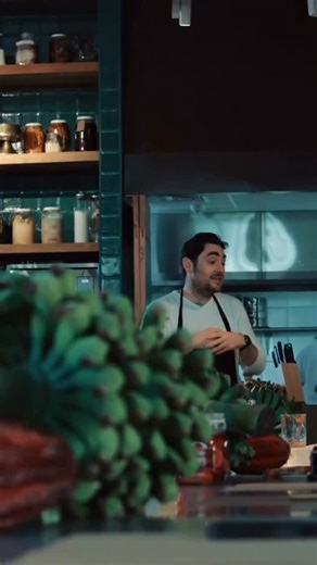 Casa Bradesco on Instagram: "A Sala Acima nasce em 2025 na Casa Bradesco para colocar a economia criativa em pauta, como ferramenta de educação, trocas de experiências e formação crítica. Um espaço de atravessamentos entre arte, cultura e inovação, onde múltiplas linguagens se encontram: como gastronomia, fotografia, música, pintura e diversas expressões artísticas. Aqui, a criação acontece no encontro e no fazer. Com uma programação semanal de cursos, oficinas, masterclasses e residências criat