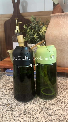 Stop wasting money on aerosol cooking spray. This refillable cooking oil sprayer is the kitchen upgrade you didn’t know you needed. Perfect for frying, cooking, roasting, and nonstick pans. #cookingoil #kitchengadgets #cookinghack #kitchenmusthave #oilsprayer
