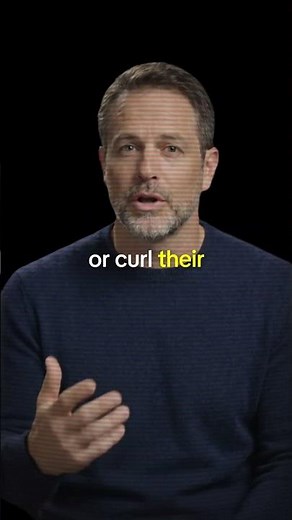 5 Body Language Signs Someone DOESN'T Like You 🛑