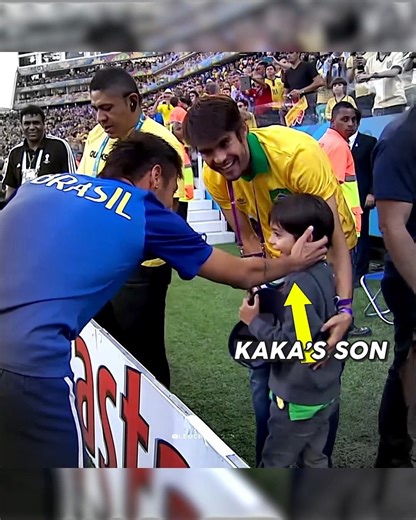 Neymar Promised Kaká’s Son 👑