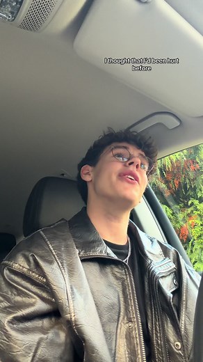 Stitches - Shawn Mendes Cover and Lyrics