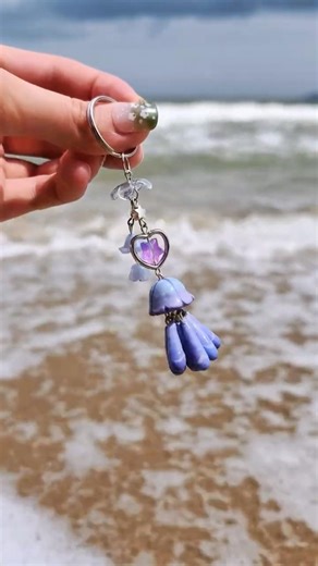 DIY easy octopus keychain! 🪼 #diy #craftideas #diykeychain #pinterest #handmade #clay