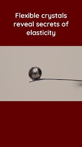 💎New insights into elastic crystals Researchers have uncovered the molecular mechanisms behind the elasticity of flexible crystals. This discovery could pave the way for innovative materials in technology and construction, offering potential applications in spacecraft components, electronics, and more. Read the full story at 🔗https://phys.org/news/2025-02-flexible-crystals-reveal-secrets-elasticity.html 📸 Follow us on Instagram for more exciting content https://www.instagram.com/sciencex.phys