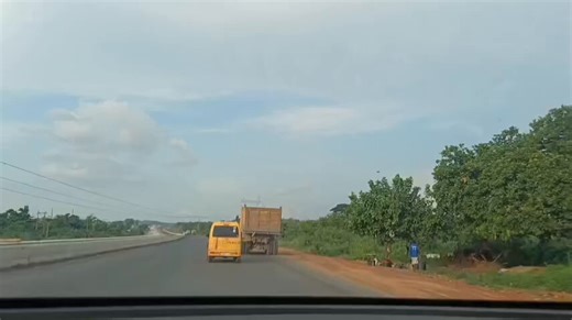 I left Onitsha by 4:59 PM and got to New Market Flyover, Enugu exactly 6:00 PM.Honestly, it could have been even faster if not for the numerous checkpoints on the road.This same Onitsha–Enugu Expressway that used to feel like punishment during the old days of terrible road conditions — a stressful 3 to 4 hours journey filled with potholes, traffic, and frustration — has now largely returned to what it was originally designed for: about 45 minutes to 1 hour movement between both cities.This is wh