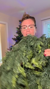 Another great inexpensive Christmas garland!! You can buy one individually or a two pack ➡️ Shop Here https://liketk.it/5xLZZ #keepinitreal #fyp #garland #decor #Christmas #sale | Amanda Bell #keepinitreal