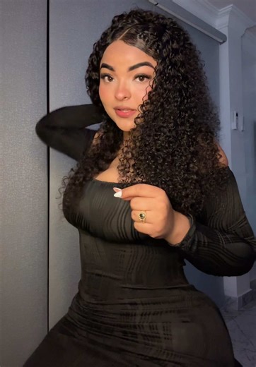 Iris Keiji: Salsa Dance Moves to Energize Your Day