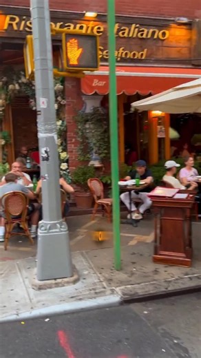 Digital Marketing Automation on Instagram: "👇 Here is how 👇 Have you ever wondered how people make money online by sharing what they love? 💸 💡 Pro Tip: Save this post and tag a friend who’s ready to transform their income! Platforms like ClickBank, Digistore24, Explodely, and Copecart make it simple to turn your passion into profit. Here’s how you can start: 1️⃣ Choose a product that aligns with your interests. 2️⃣ Share your unique affiliate link with your audience. 3️⃣ Earn commissions eve