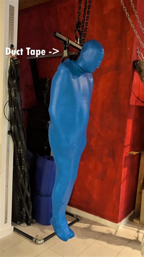 Day 2 of #tapingmadness and I was drawn to tape @yohan555. He's suspended me in a leather sleepsack several times so I decided to return the experience but in tape. This sandwich of special duct tape & PVC tape is comfortable and very strong but I'm not finished yet...